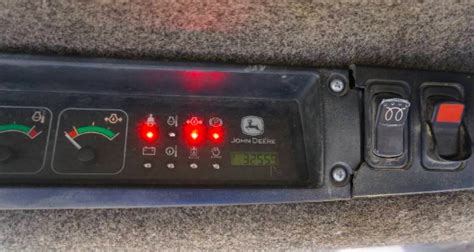 skid steer warning lights meaning|john deere skid steer battery warning light.